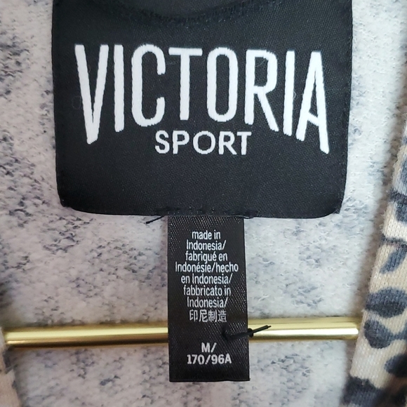 Victoria's Secret Sport Leopard Zip Front Hoodie - Picture 4 of 9